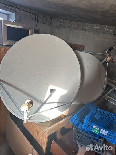 Антенна спутниковая