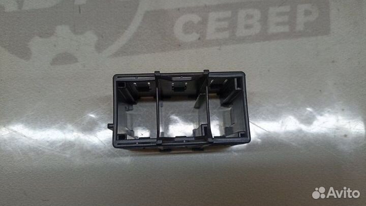 Кронштейн Porsche Cayenne 957 M48.01 2007