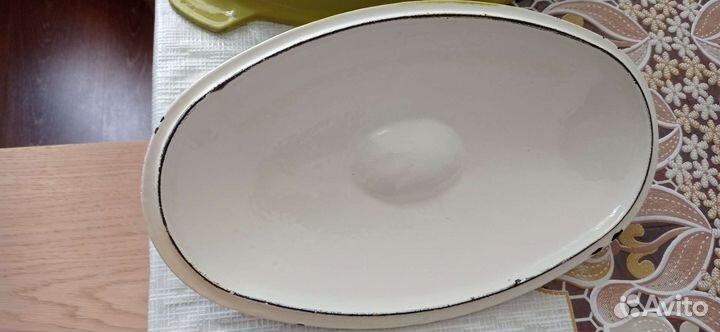 Чугунная кострюля