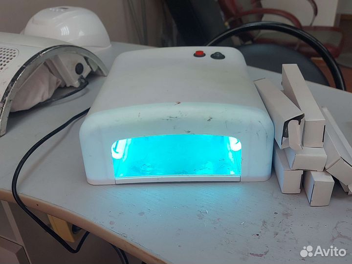 Уф лампа для ногтей