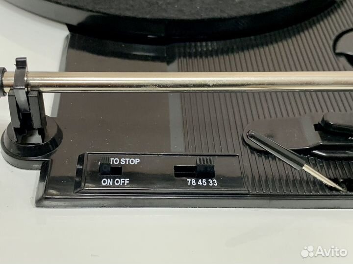 Проигрыватель винила Ion Audio Pure LP