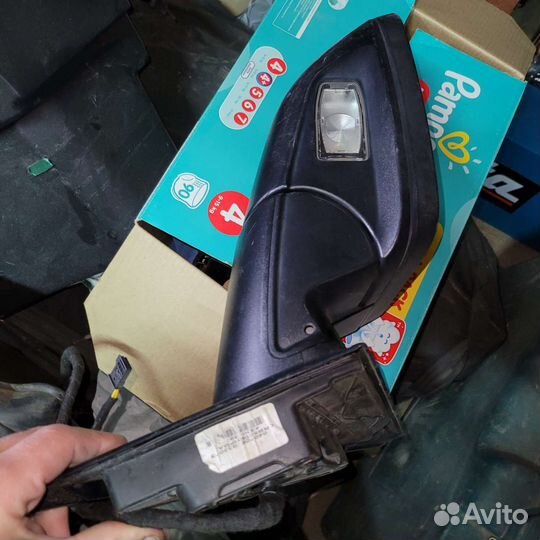 Зеркало левое на ренж ровер вог 2010г