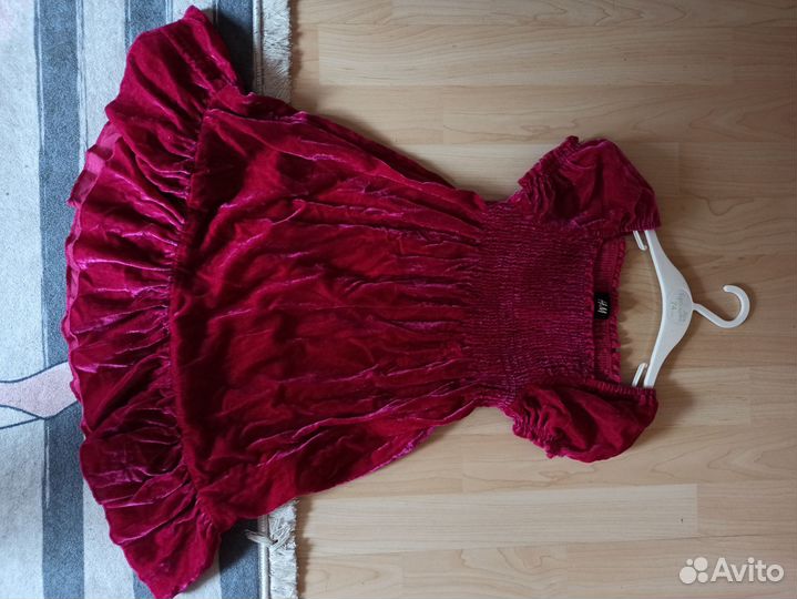 Платье на девочку HM 116