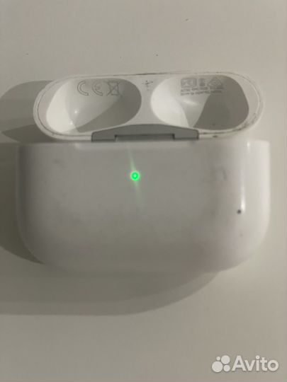 Оригинальный кейс airpods pro