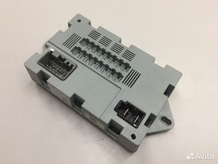 Блок предохранителей (Jaguar XF, Jaguar XJ)