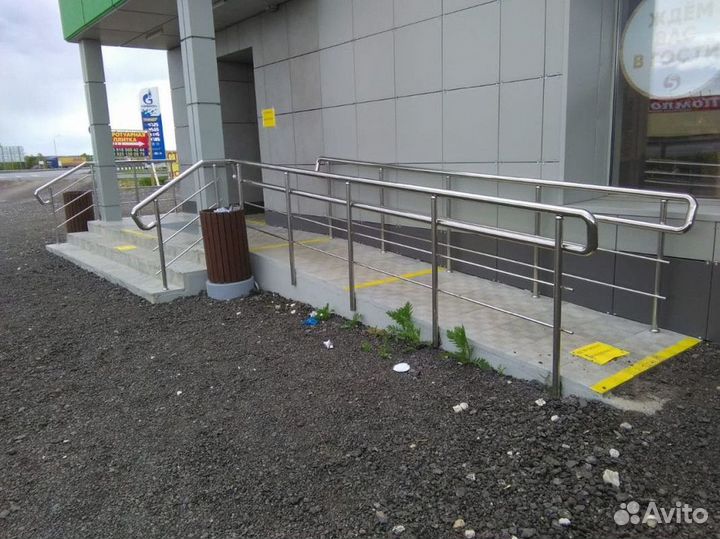 Винтовые лестничные ограждения из нержавейки