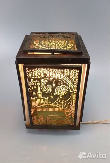 Светильник 