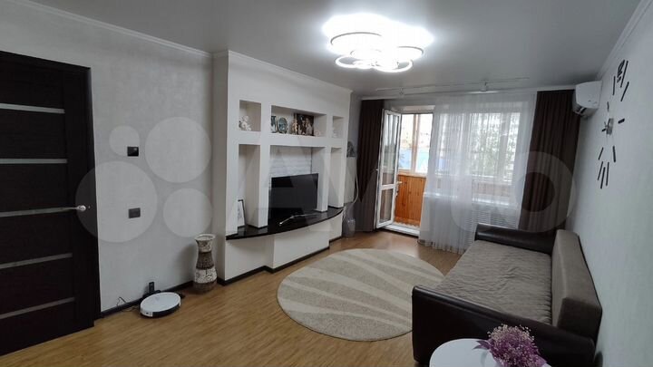 2-к. квартира, 58 м², 5/5 эт.