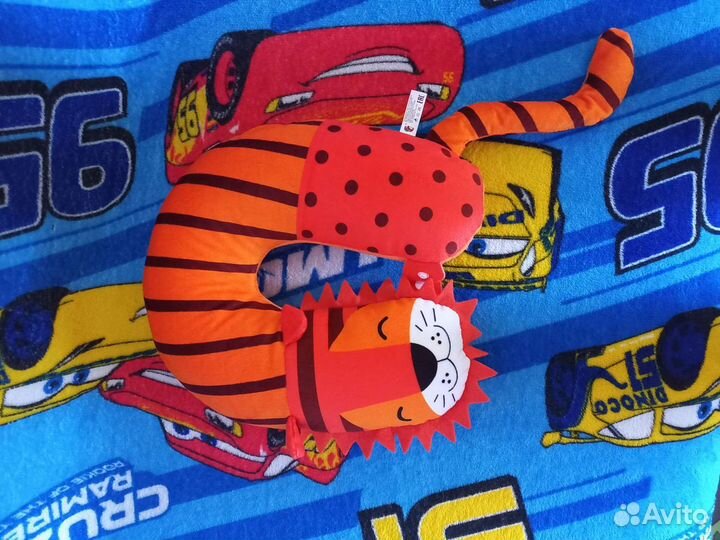 Подушка дорожная на шею детская