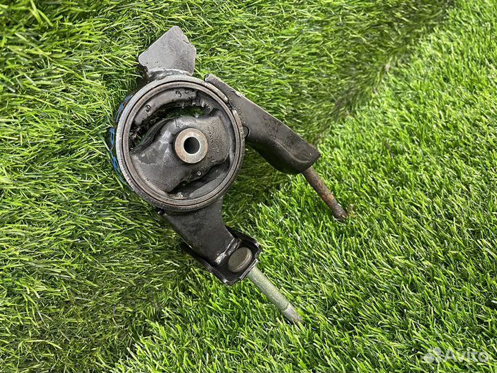 Подушка двигателя задняя Toyota Sienta NCP81 1nzfe