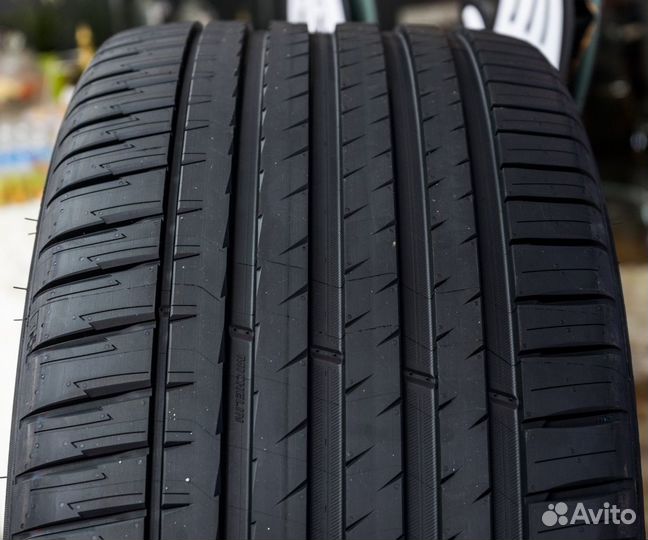 Michelin Pilot Sport 4 SUV 235/45 R20 100V