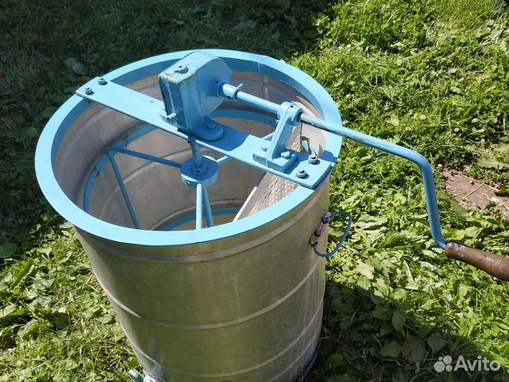 Медогонка 3 рамочная