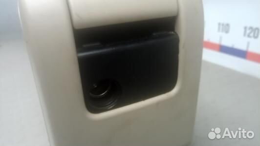 Подлокотник центральный volvo S60 2 (6GM19IX01)