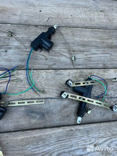 Актуатор замка двери Kia Rio 1 1.5 2001