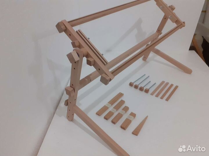 Станок для вышивания диванный