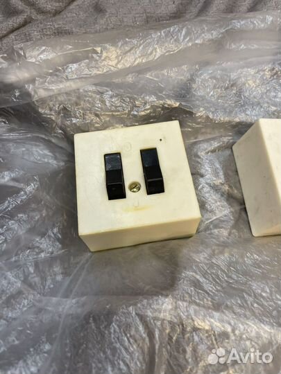 Двухклавишный выключатель СССР