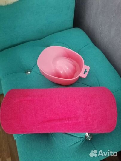 Подушка для маникюра и ванночка