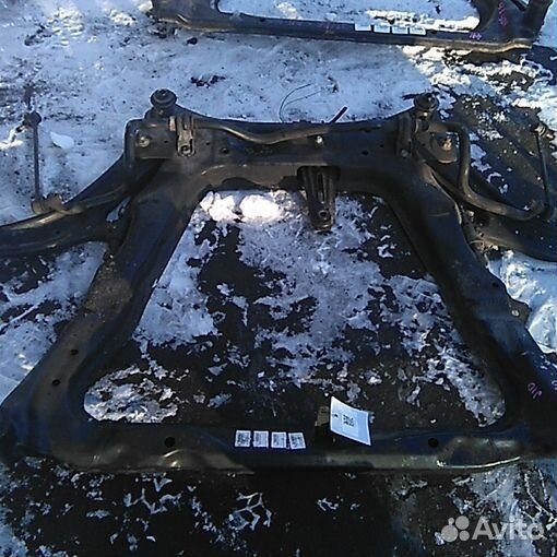 Подрамник nissan dualis J10 mr20de