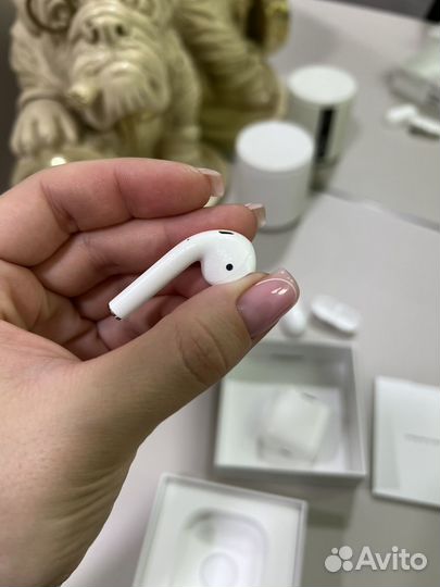 Беспроводные наушники apple airpods 1