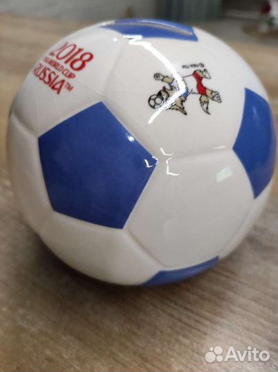 Футбольный мяч копилка с чм 2018