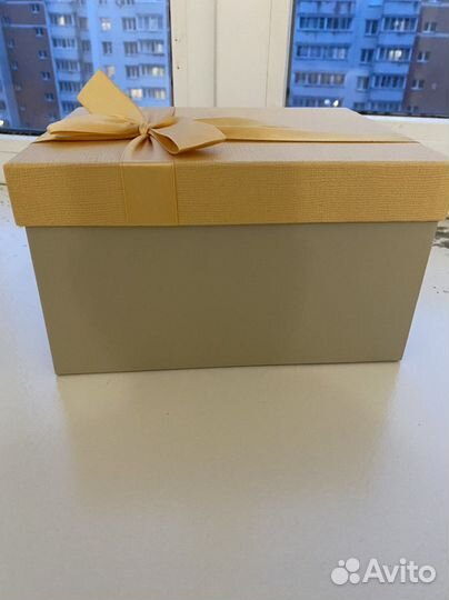 Коробка подарочная