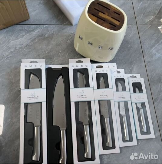 Набор кухонных ножей Smeg