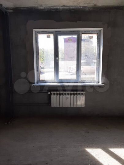 Квартира-студия, 42 м², 1/9 эт.