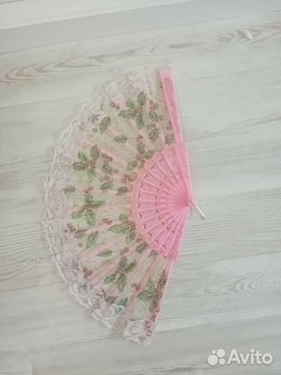 Веер кружевной розовый