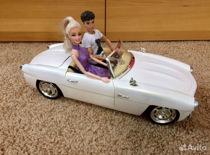 Машина/автомобиль,лошадь для кукол барби и игрушек