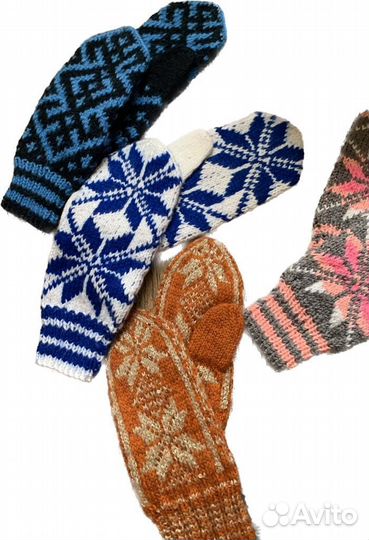 Варежки, шапки, манишки handmade