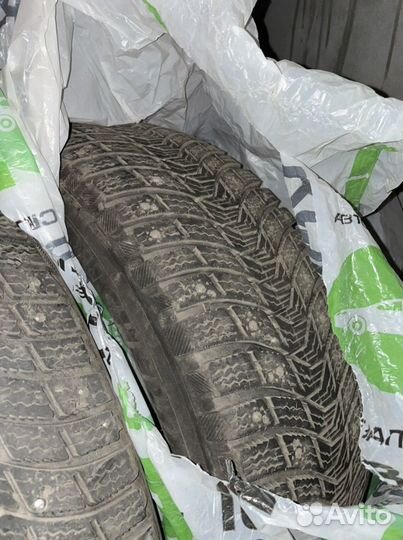 Michelin X-Ice North 3 205/60 R16