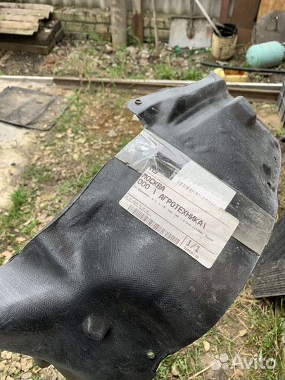 Подкрылок левый лансер 9