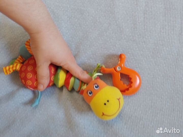 Развивающие игрушки для малышей