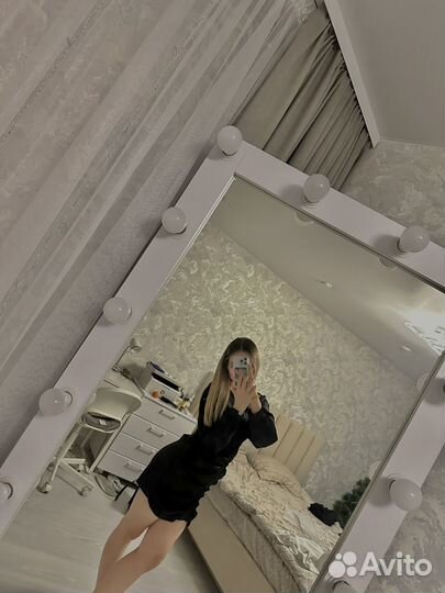 Атласное платье