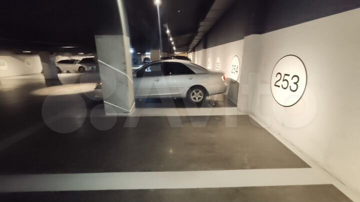 Машиноместо, 14 м²