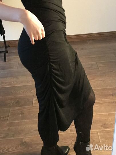 Платье ассиметричное с драпировкой