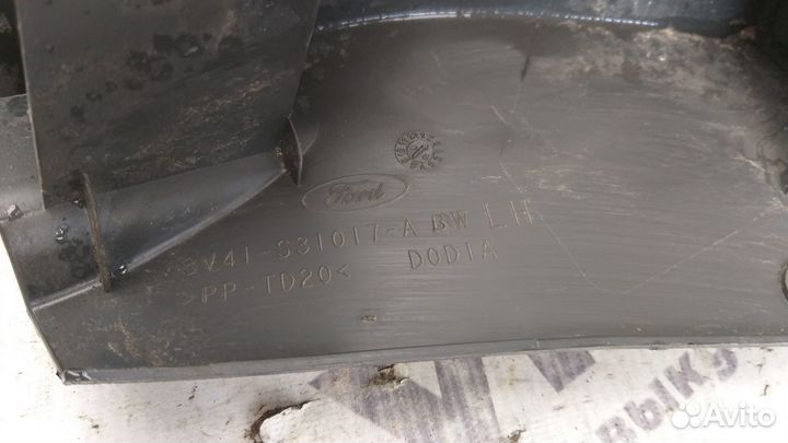 Обшивка задней стойки левая Ford Kuga 1