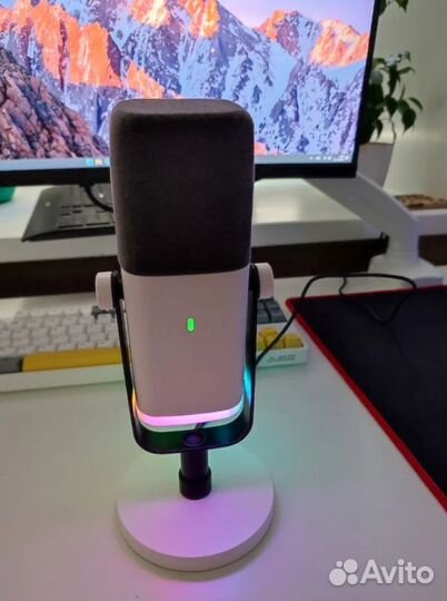 Динамический микрофон