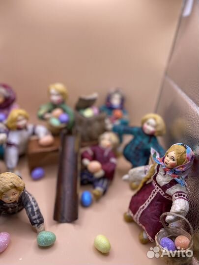 Композиция « Катание яиц