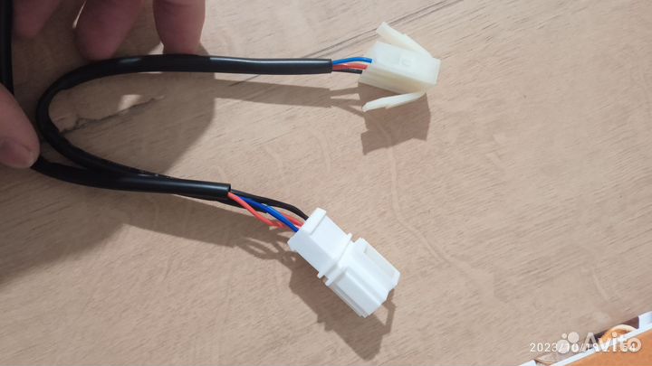 Зарядное устройство Volkswagen Jetta 5 Golf 5