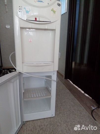 Кулер для воды