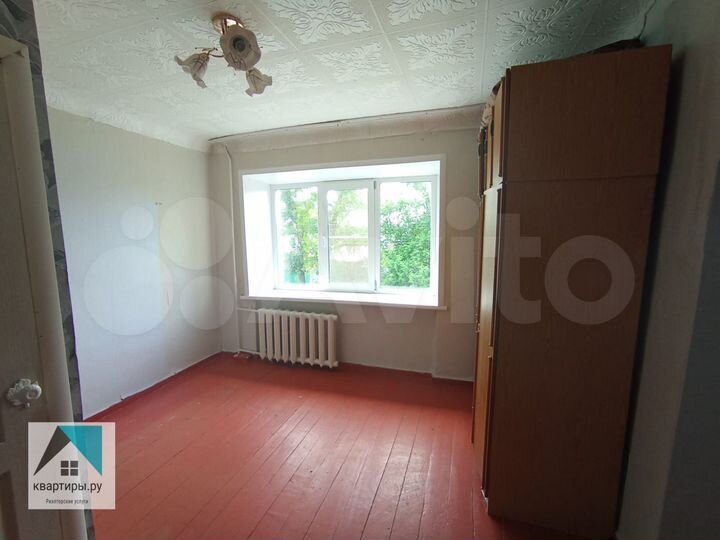 Комната 30 м² в 4-к., 3/5 эт.