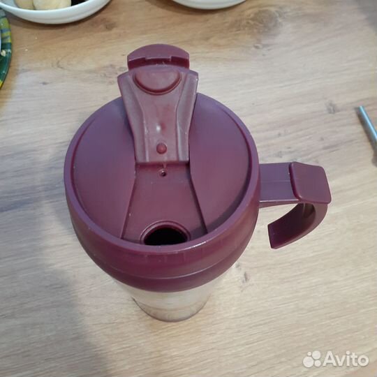 Стакан с крышкой