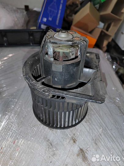 Моторчик печки Valeo для Opel Vectra B