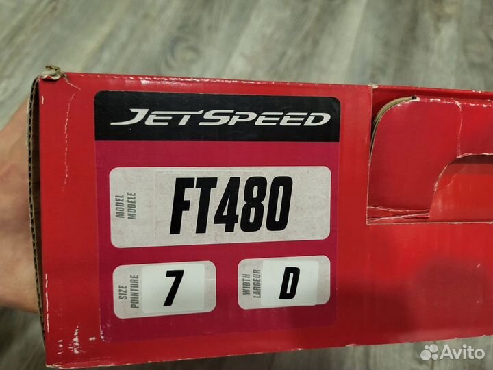 Коньки хоккейные новые CCM JetSpeed FT 480 SR