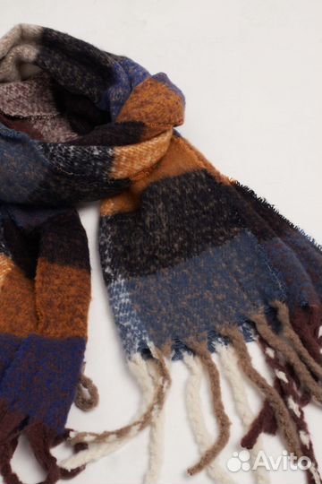 Женский теплый палантин