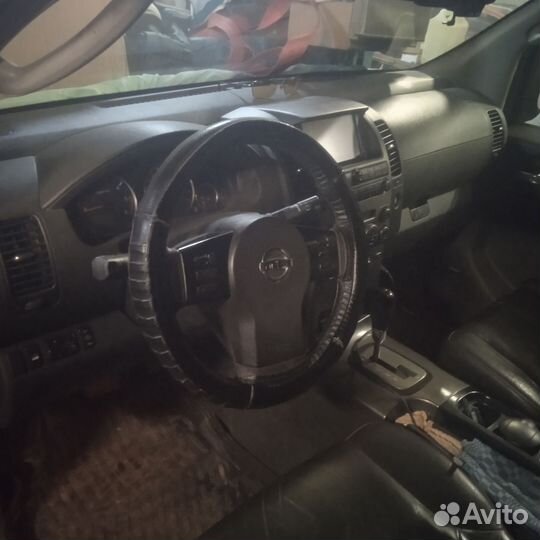 Nissan Pathfinder 2.5 AT, 2007, 243 000 км