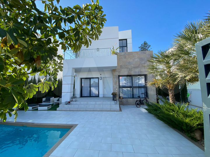 Дом 137 м² на участке 312 м² (Испания)