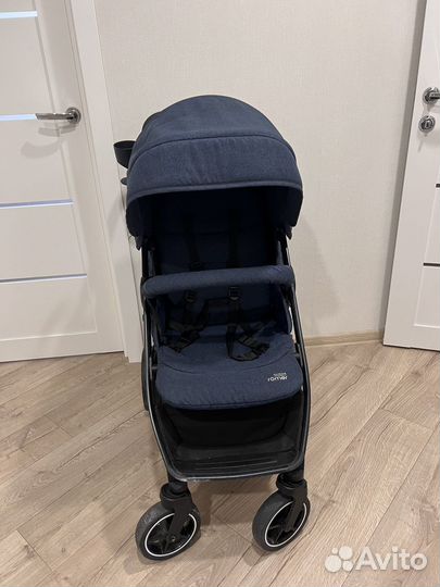 Прогулочная коляска britax