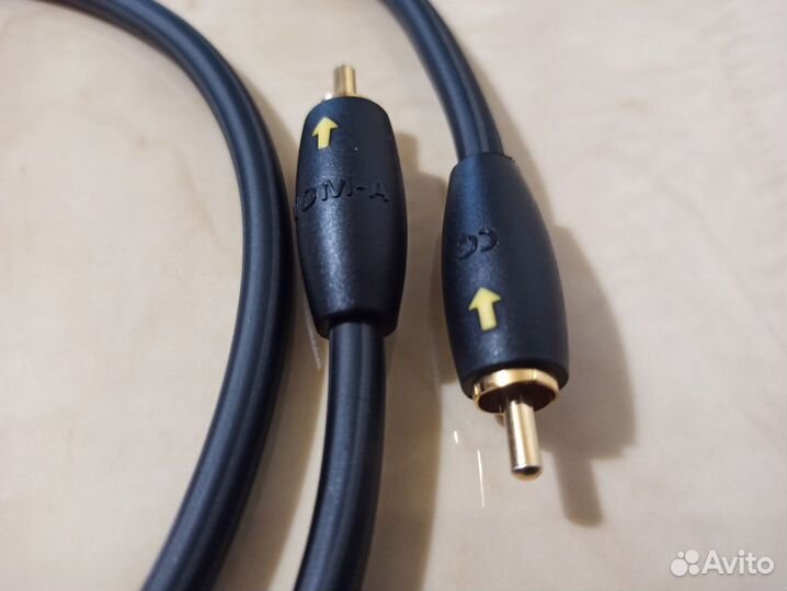 Кабель коаксиальный AudioQuest VDM-A RCA